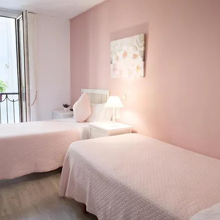 Kaia Affittacamere 3*