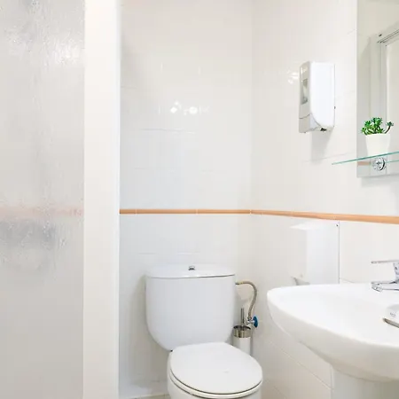 Kaia Guest house 2*